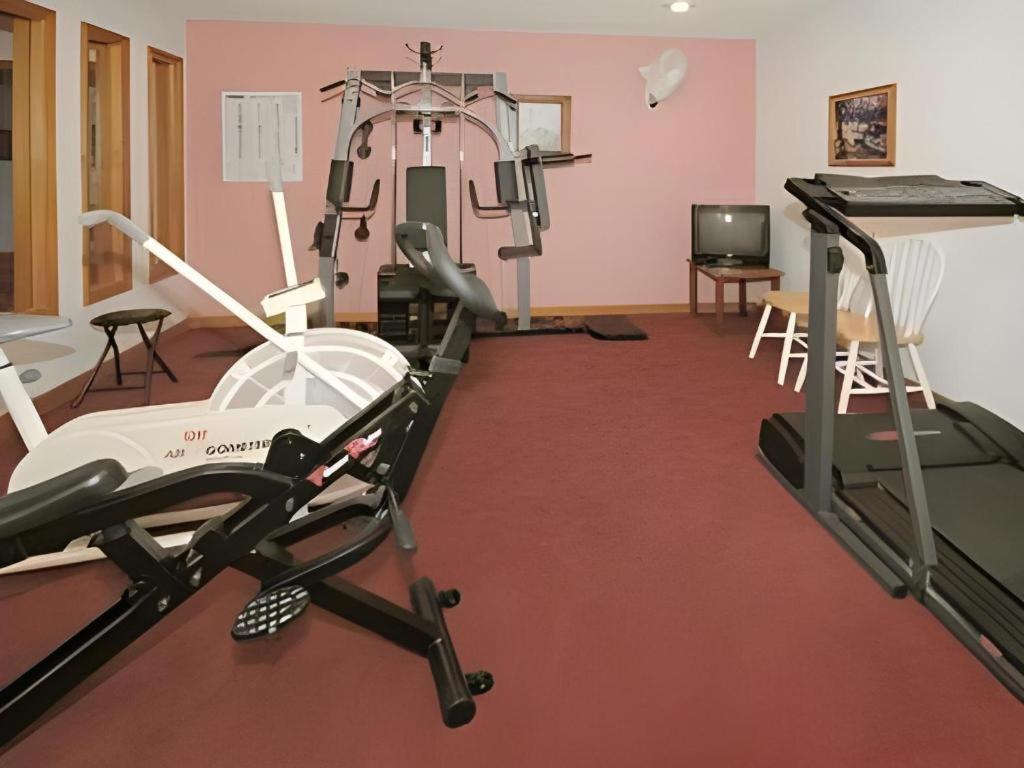 매니스티크 이코노 로지 레이크쇼어 빌라 외부 사진